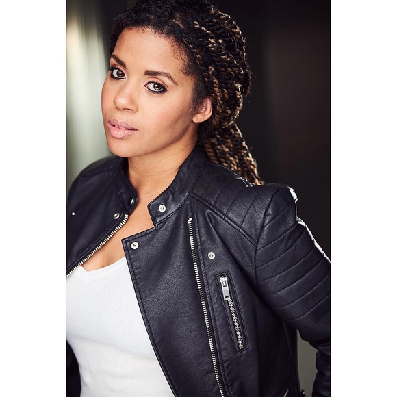 Meet your Posher, Tia - Picture 1 of 1